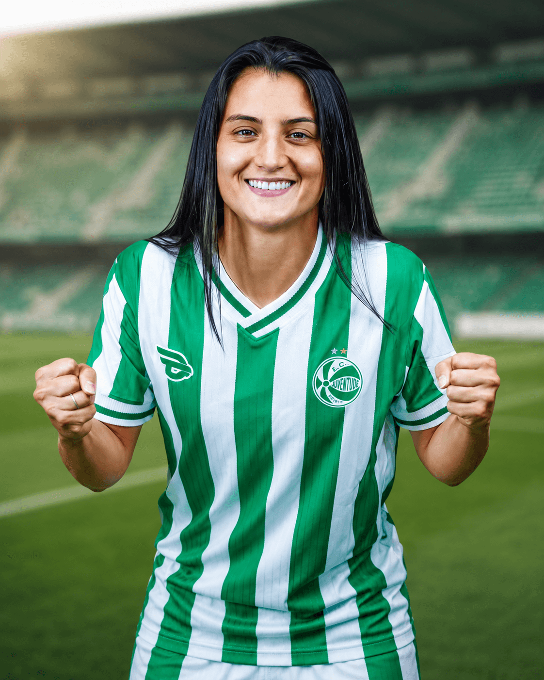 Joyce Manfio, Atacante